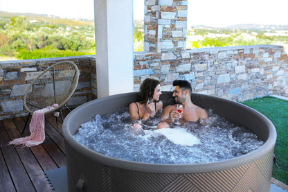 MSpa MONO Contemporary Retreat Spa