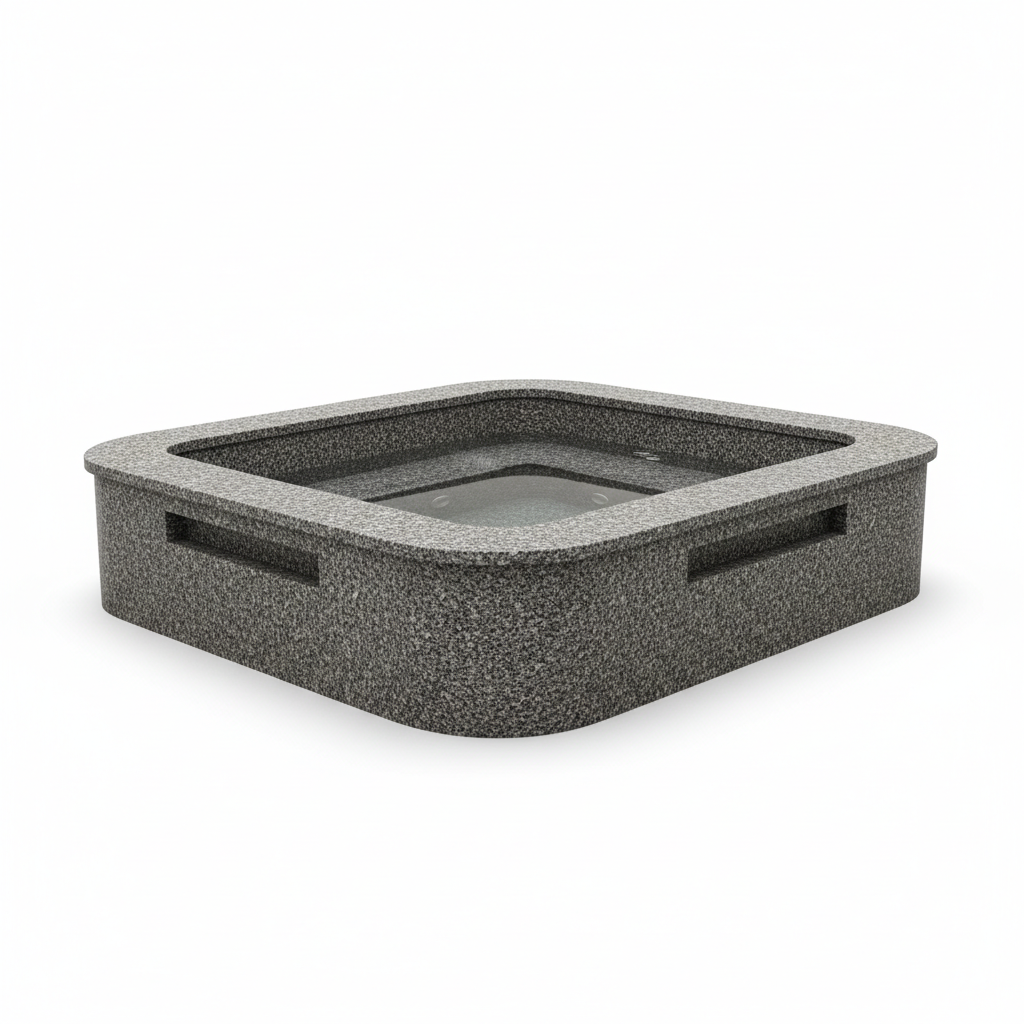 2–4 Person Hot Tub